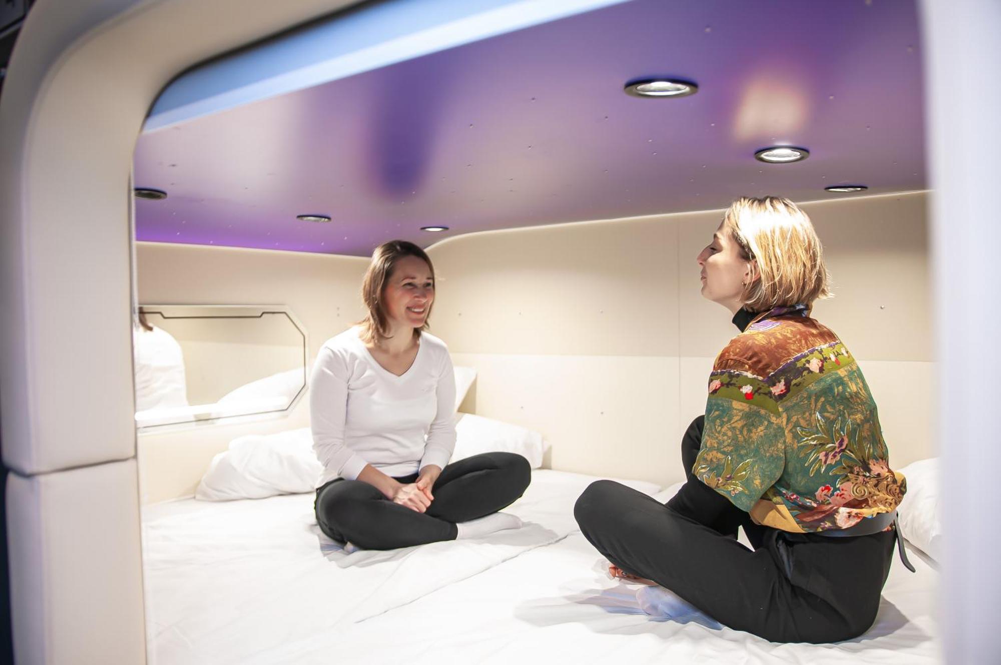 Av-3 Capsule Hotel Kiew Exterior foto